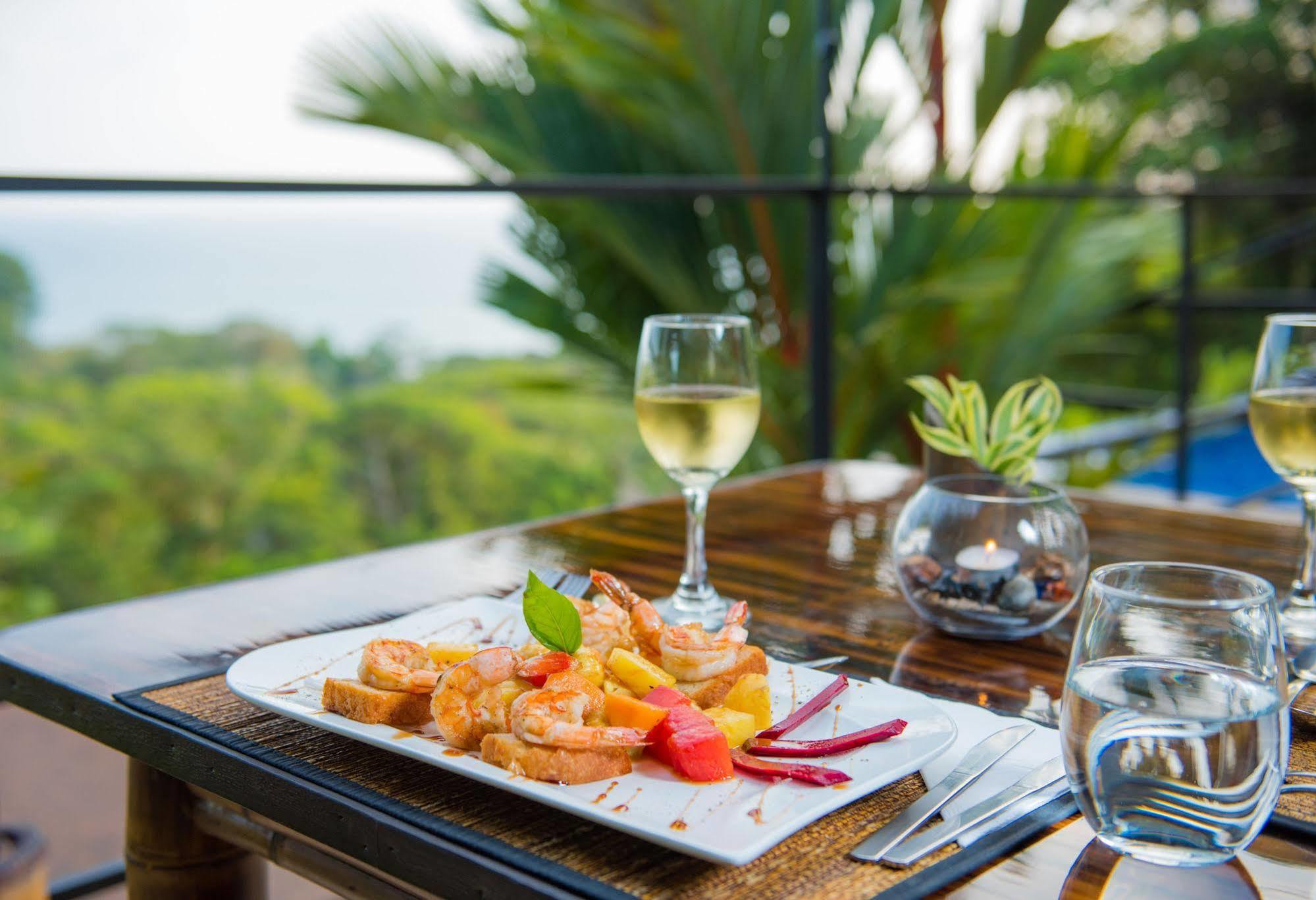 Tiki Villas Rainforest Lodge & Spa Uvita Eksteriør billede